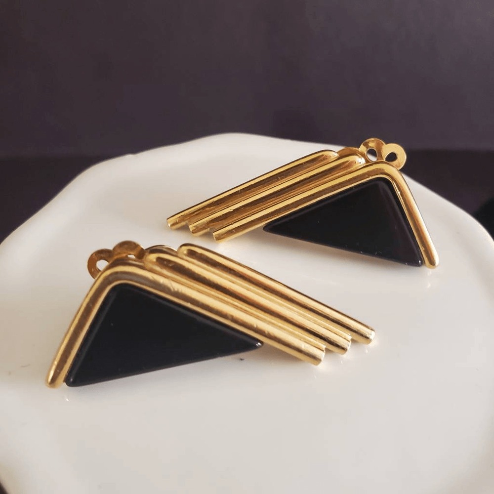Givenchy Vintage Art Deco Geometric Gold Tone Black Enamel Clip On Earrings - Picture 2 of 6